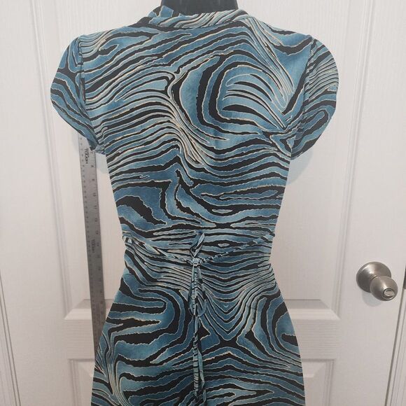 SOULMATES Blue Ruffled V-Neck Blouse Size Medium- - Picture 7 of 7